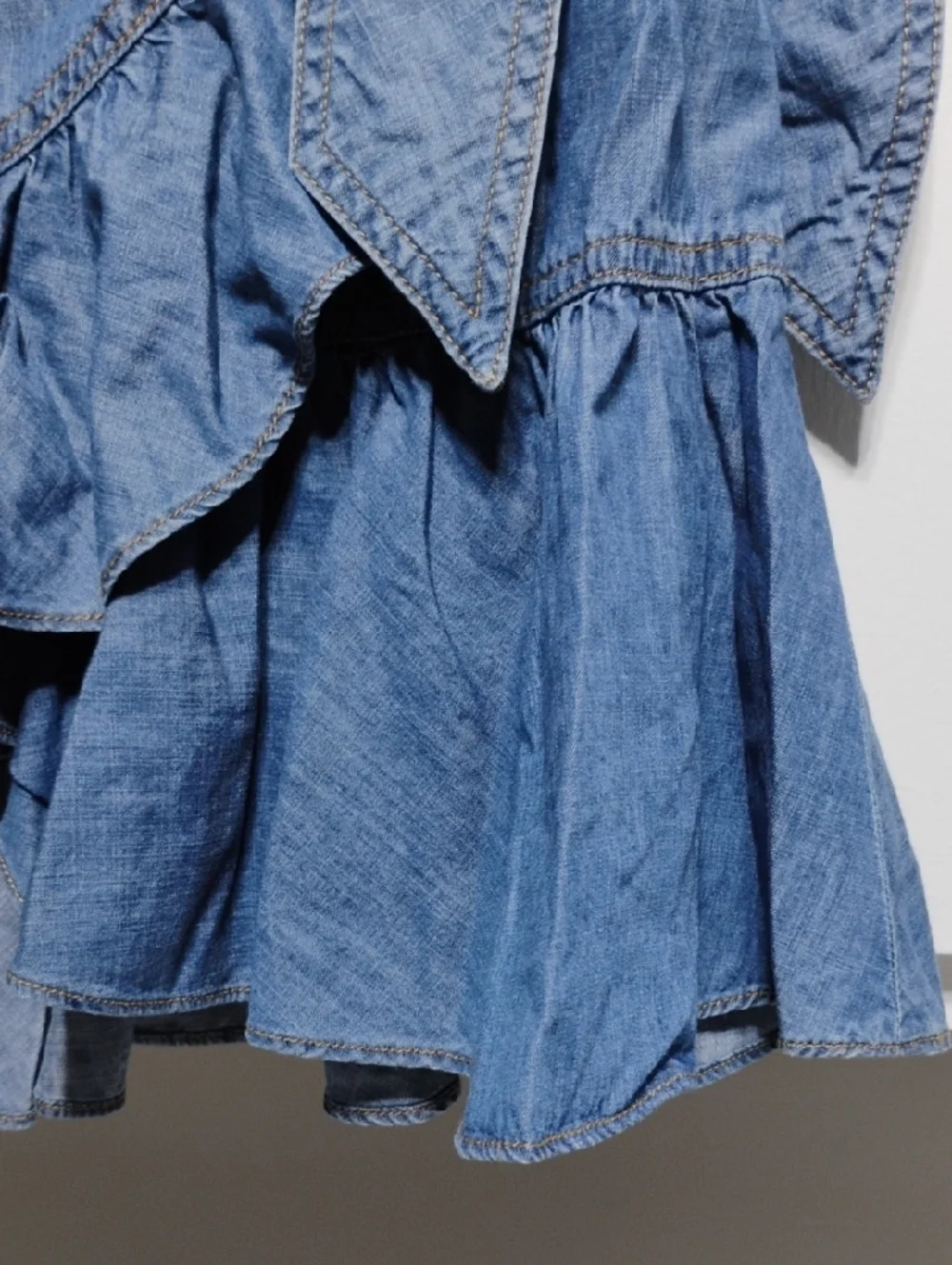 SALE! New Veronica Beard Yale Blue Memphis Denim Wrap Ruffle Skirt Sz.0 (C-19) - Picture 4 of 11
